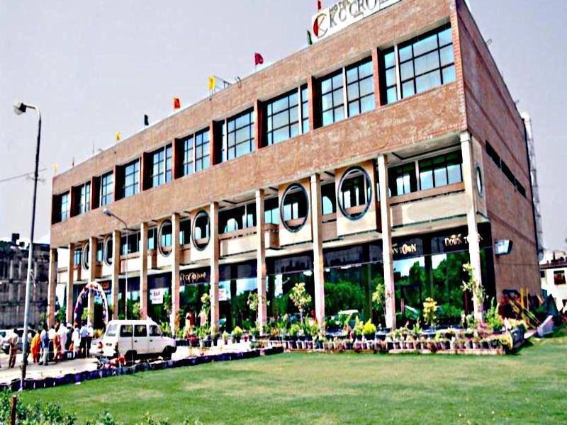 Kc Cross Road Hotel Panchkula Exterior foto